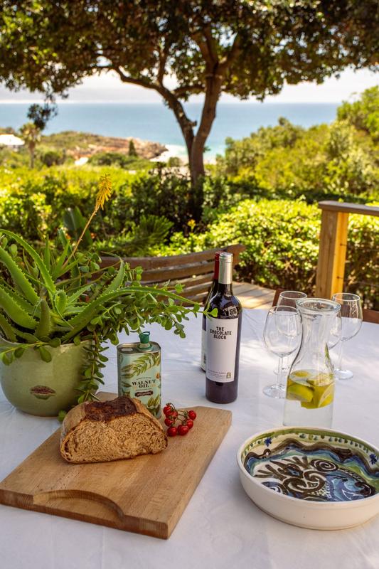 To Let 5 Bedroom Property for Rent in Hobie Beach Western Cape